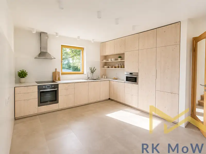 Pronájem rodinného domu 286 m², pozemek 7000 m²